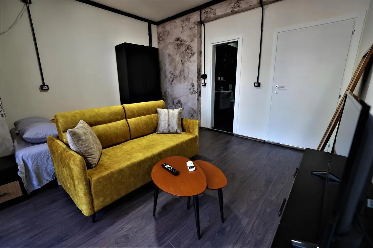 Ferienwohnung Stylish Studio In The Heart Of Tirana #3